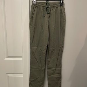 Jaanuu olive green scrub pants
